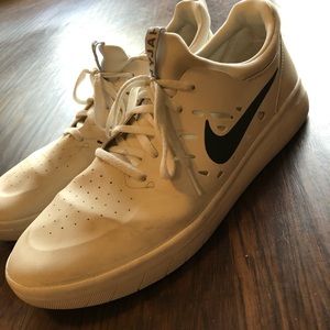 Nike SB Nyjah Free White Skate Shoes